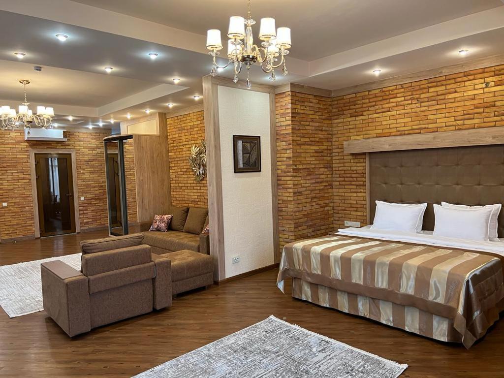City Stay Апарт-Отель Алматы Dış mekan fotoğraf
